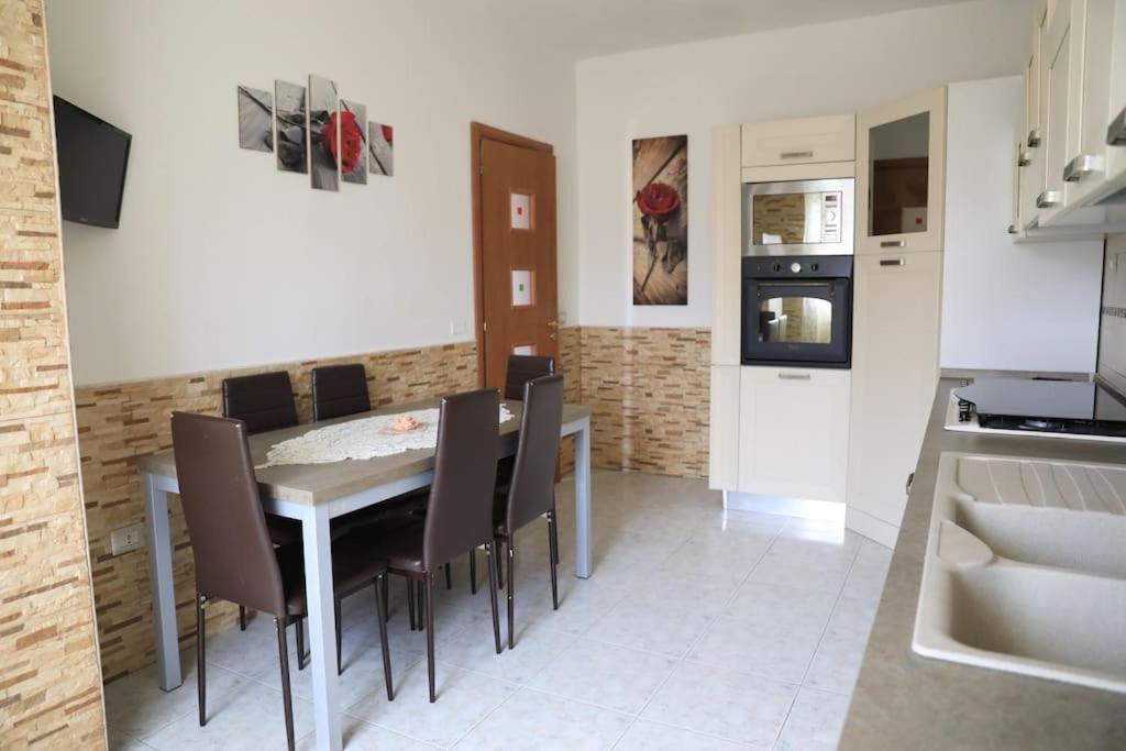 Ferienwohnung Due Minuti Dal Mare Con Balcone Vista Mare Tropea Exterior foto